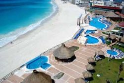 Krystal Hotel & Resort Cancun