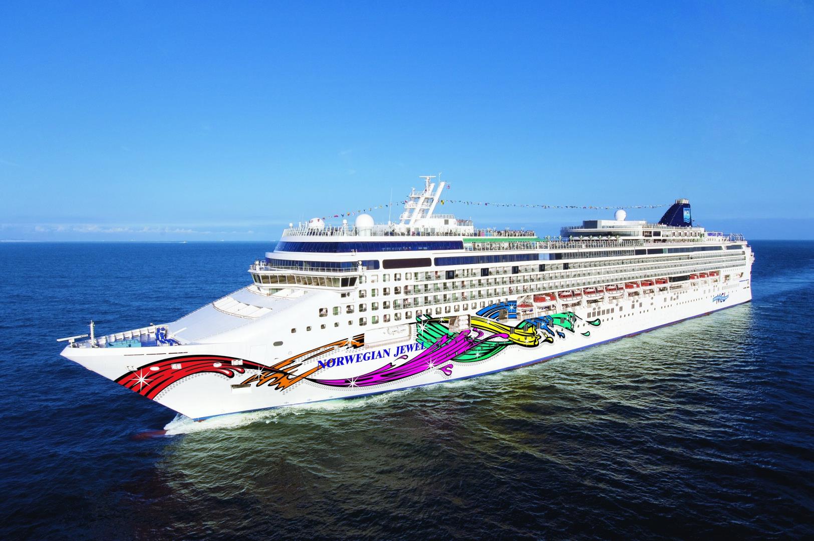 7-day Cruise to Bermuda from Boston, Massachusetts on Norwegian Jewel